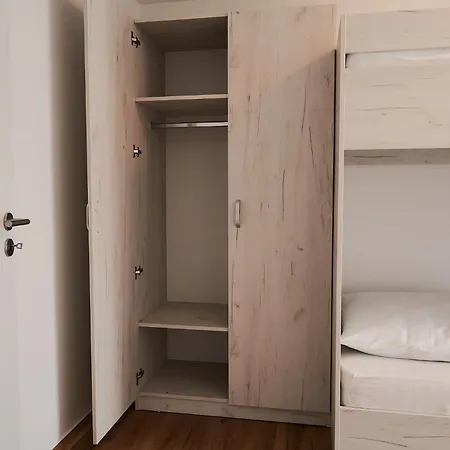 Apartment Calm *