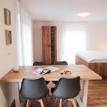 Apartment Calm